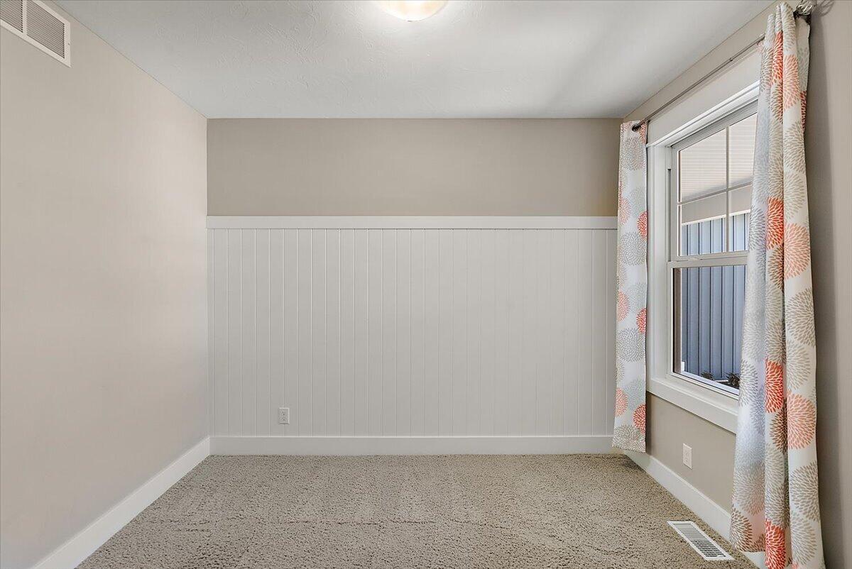 570 Riverbank Circle Zeeland MI 49464