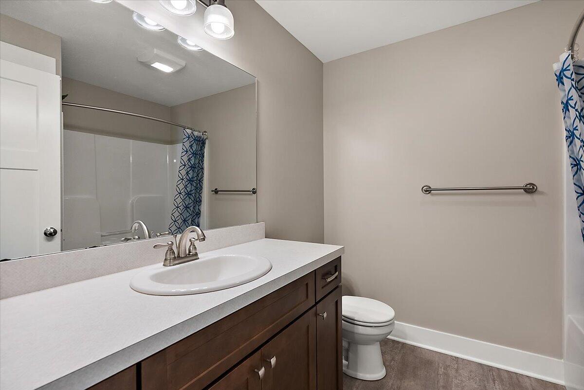 570 Riverbank Circle Zeeland MI 49464
