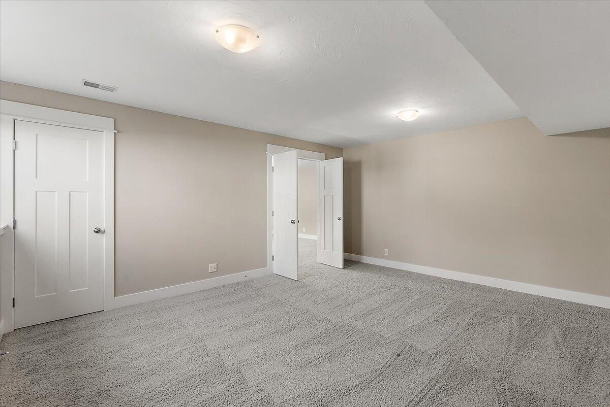 570 Riverbank Circle Zeeland MI 49464