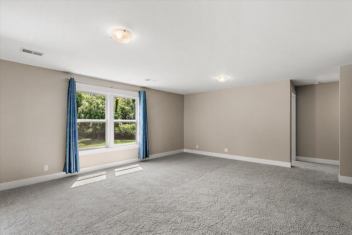 570 Riverbank Circle Zeeland MI 49464