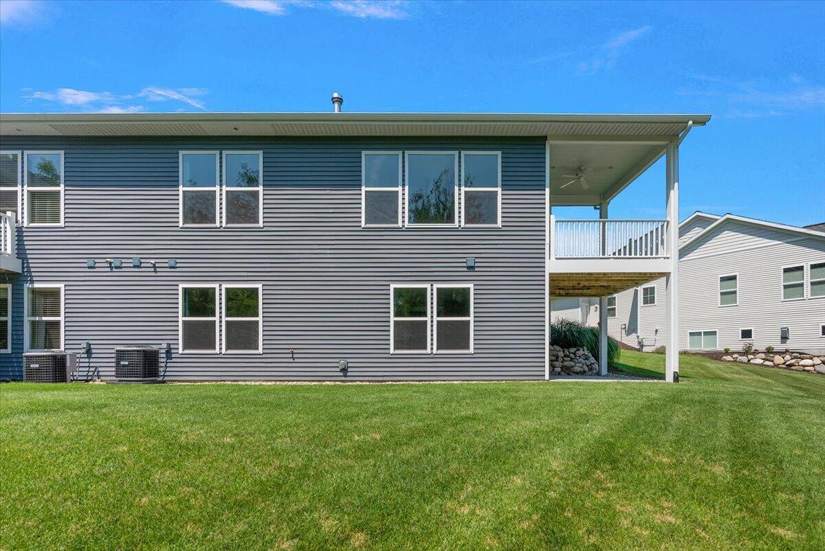 570 Riverbank Circle Zeeland MI 49464