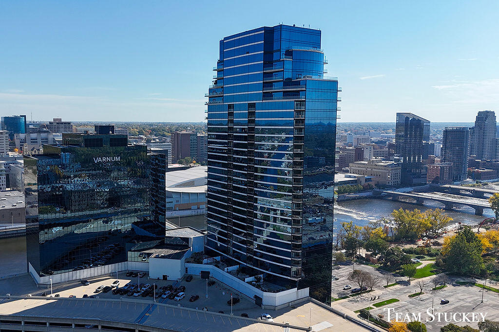 335 Bridge Street NW Grand Rapids MI 49504