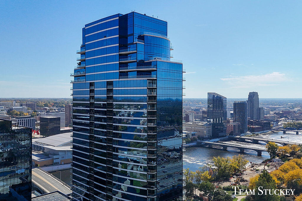 335 Bridge Street NW Grand Rapids MI 49504