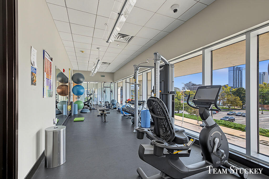 335 Bridge Street NW Grand Rapids MI 49504