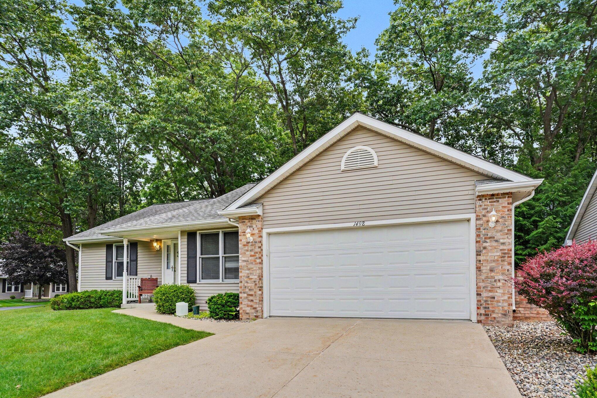 1498 Estero Drive Portage MI 49002
