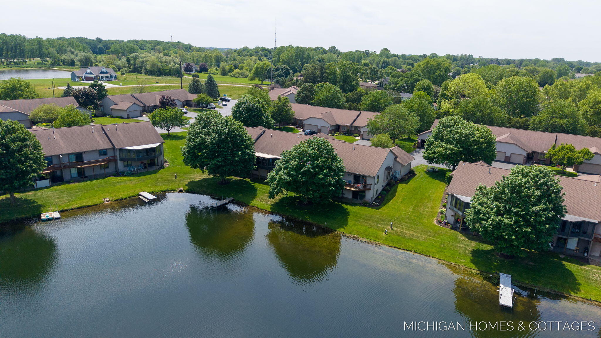 1644 Lakeview Drive Zeeland MI 49464