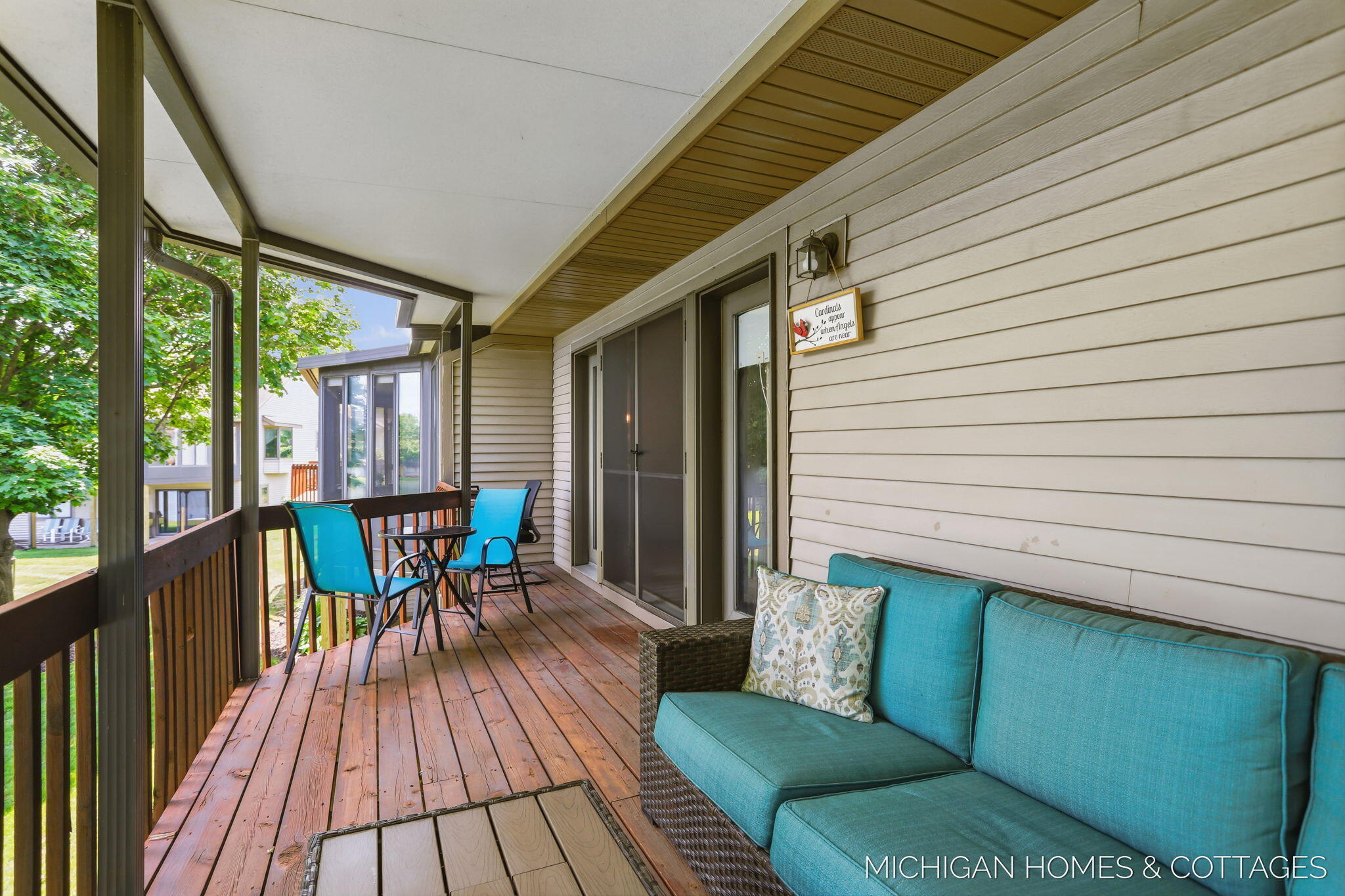 1644 Lakeview Drive Zeeland MI 49464