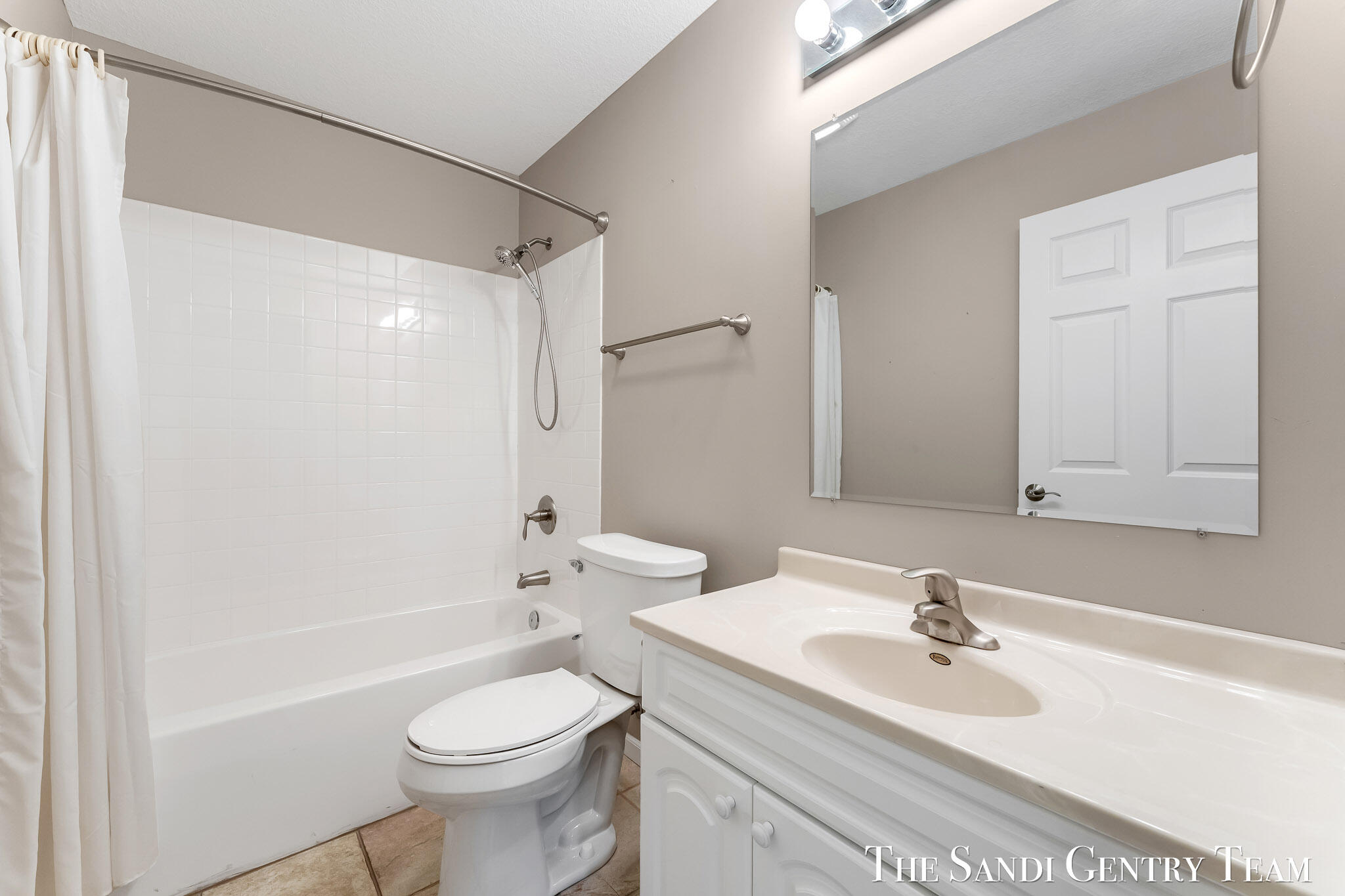 1630 Grevel Court Muskegon MI 49444