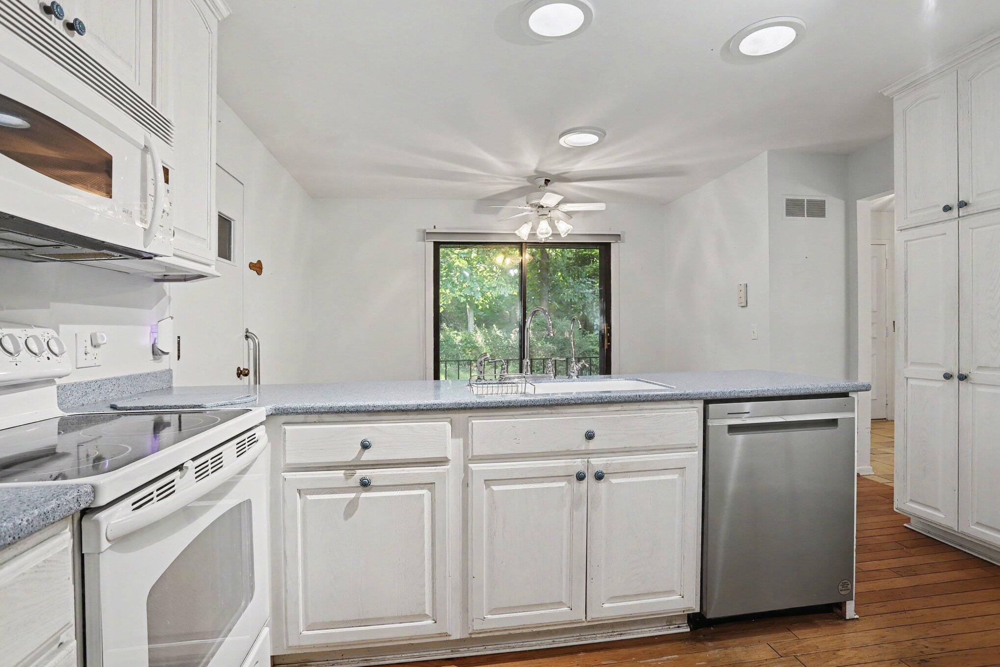 3649 Woodcliff Drive Kalamazoo MI 49008