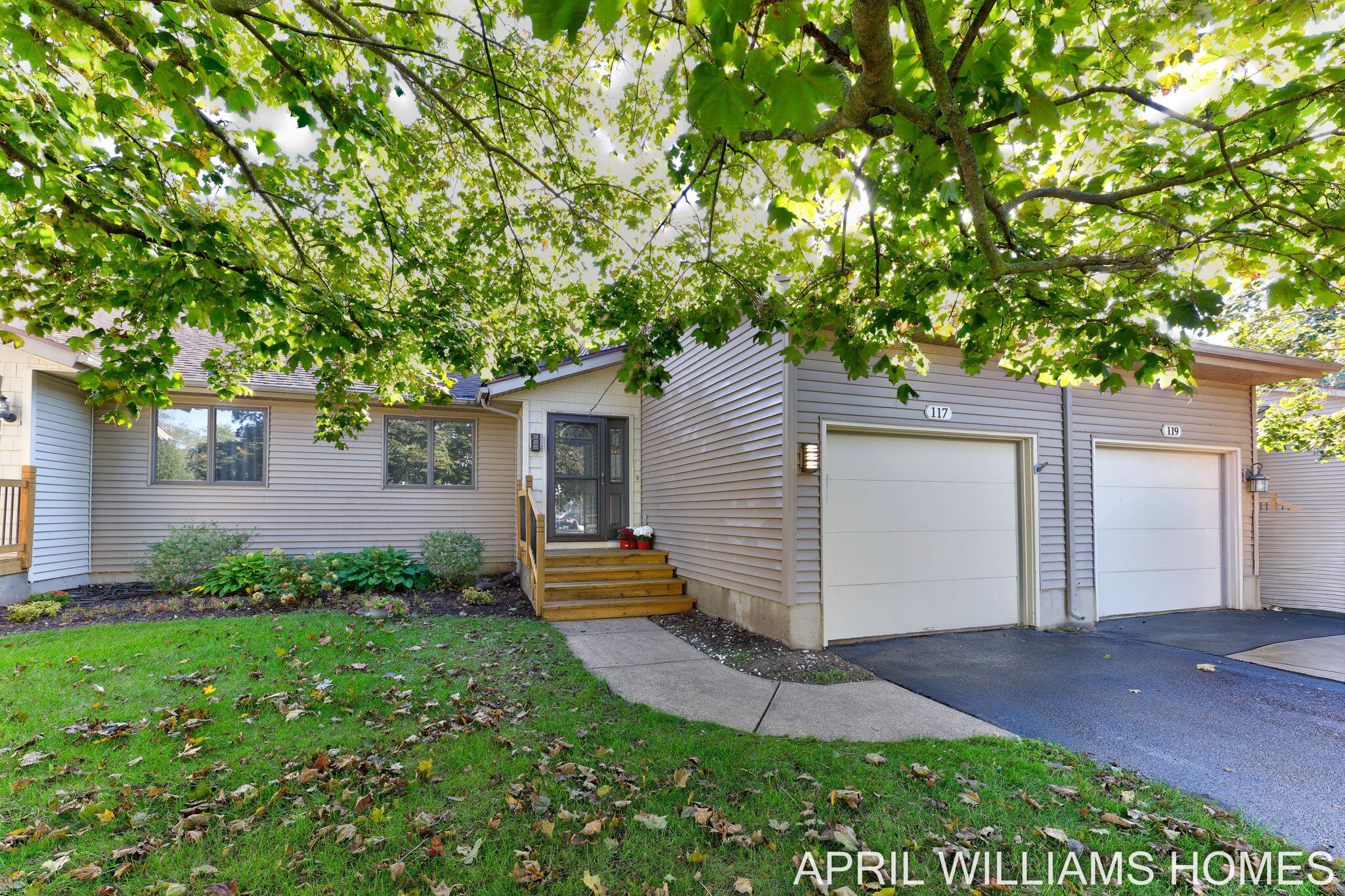 117 Shoreline Road Holland MI 49424