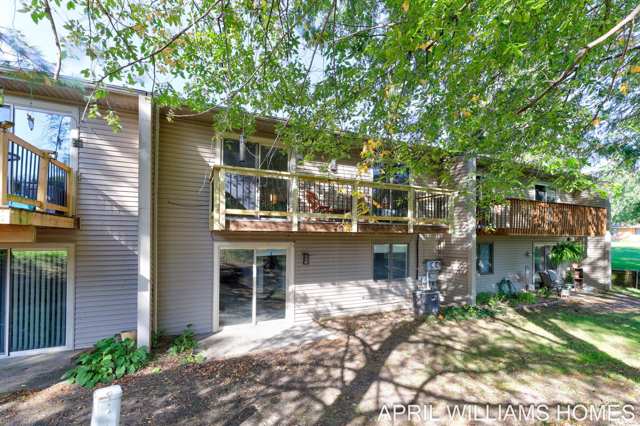 117 Shoreline Road Holland MI 49424