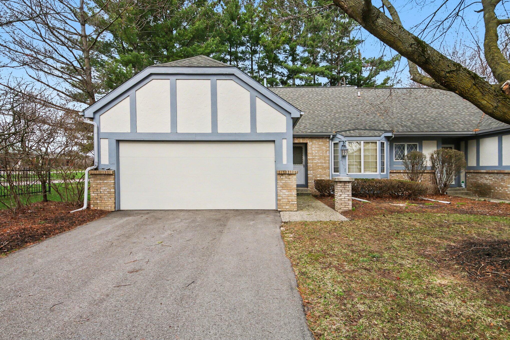 3171 Maple Villa Drive SE Grand Rapids MI 49508