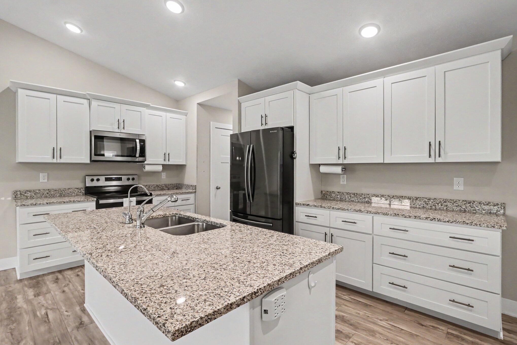 1243 S Village Circle Kalamazoo MI 49009