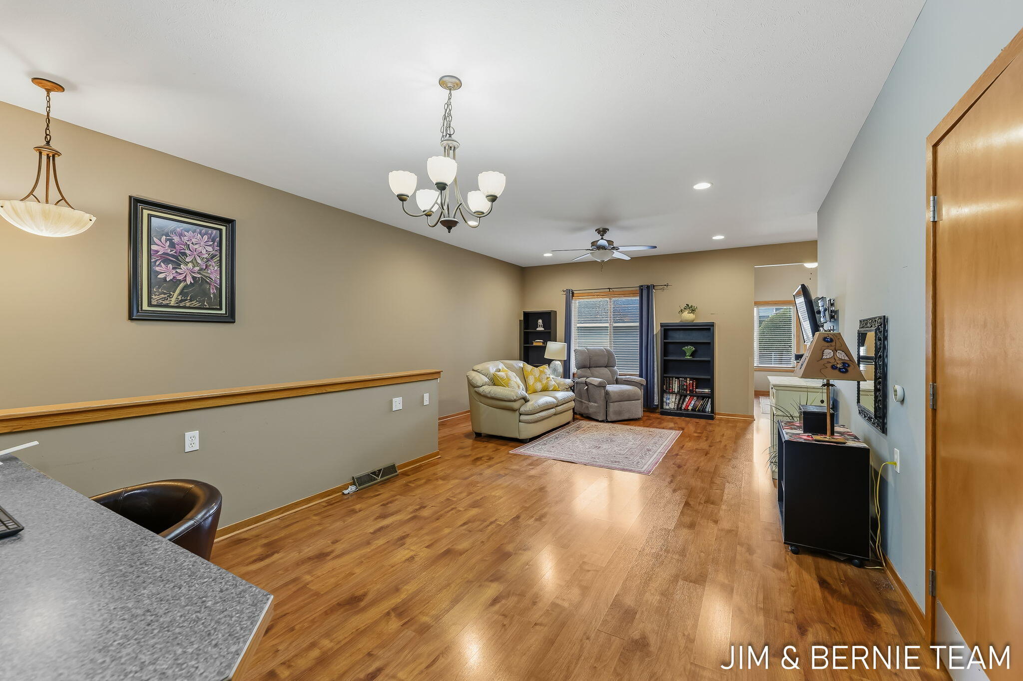 1074 Barrington NW Grand Rapids MI 49534
