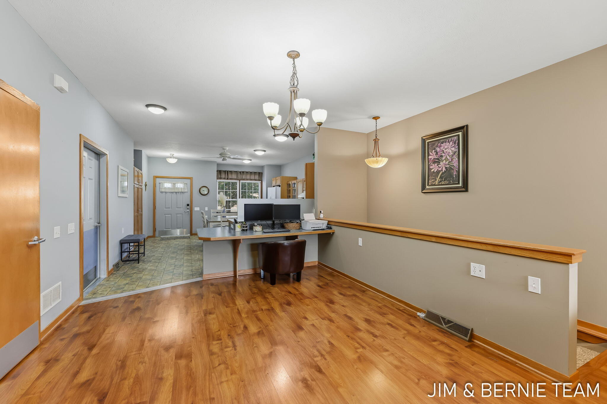 1074 Barrington NW Grand Rapids MI 49534