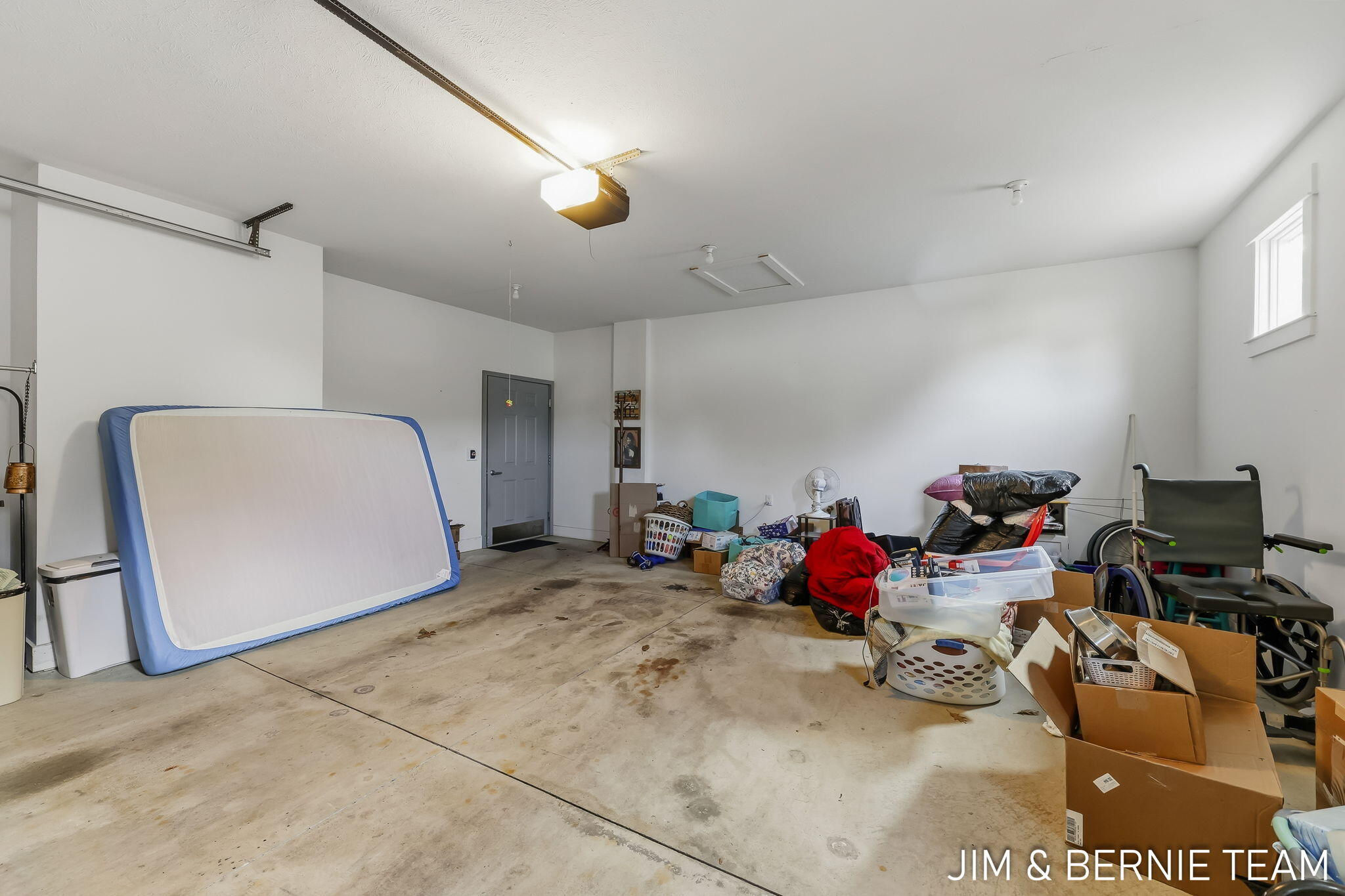 1074 Barrington NW Grand Rapids MI 49534