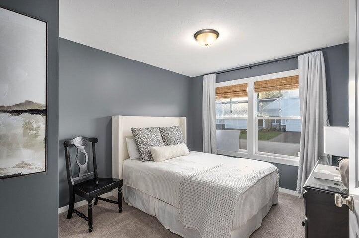 194 Hickory Valley Drive Kalamazoo MI 49009