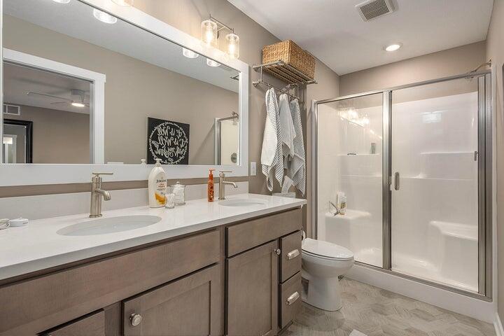 194 Hickory Valley Drive Kalamazoo MI 49009