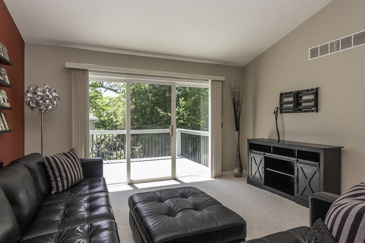 1357 Harrier Ridge Kalamazoo MI 49009