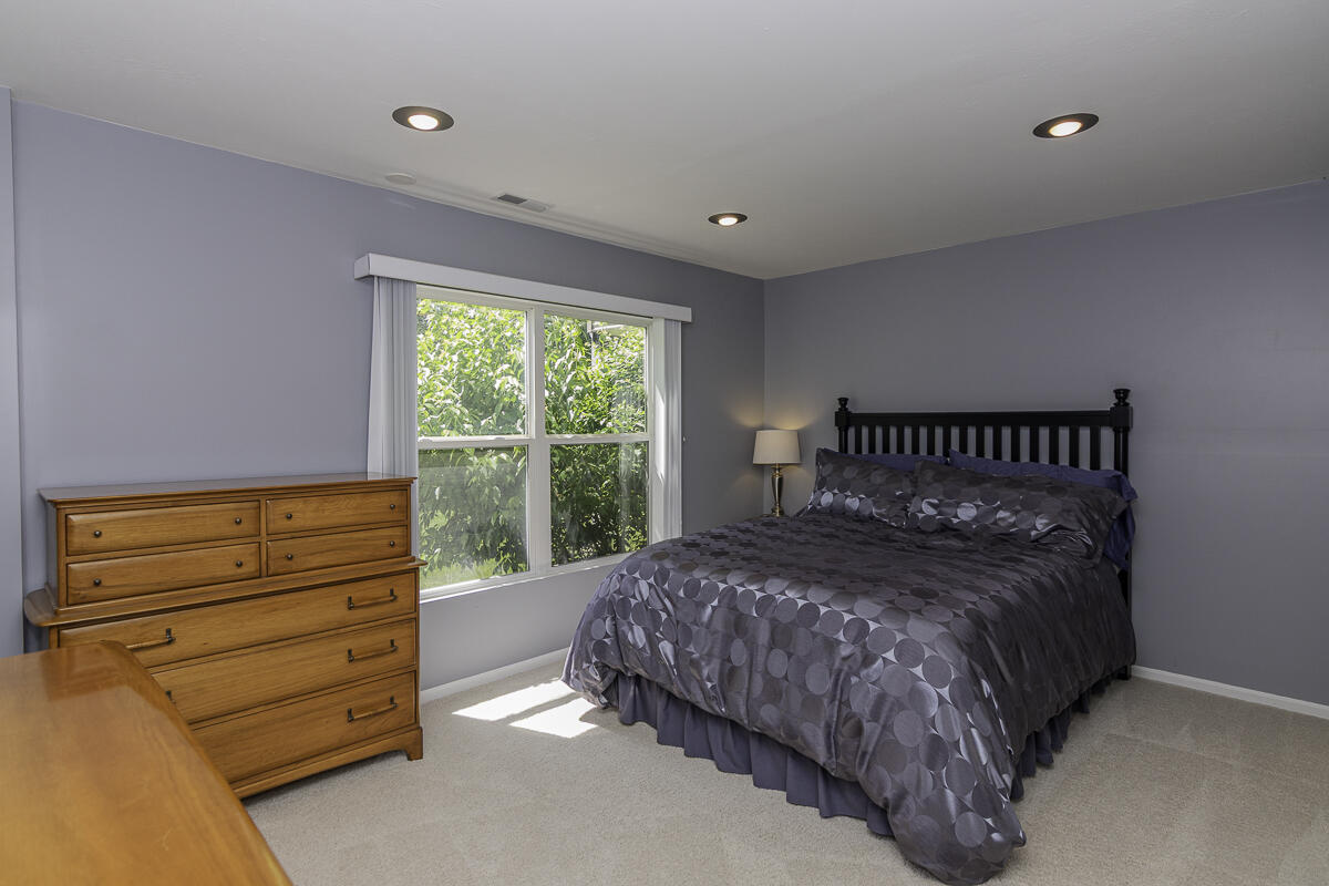 1357 Harrier Ridge Kalamazoo MI 49009