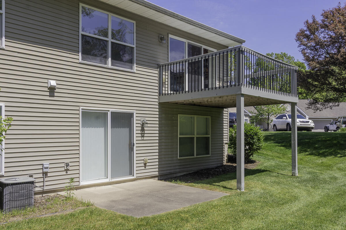 1357 Harrier Ridge Kalamazoo MI 49009