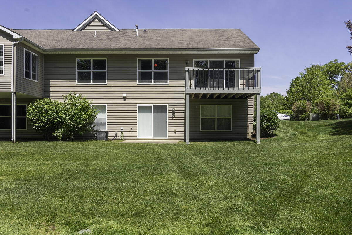1357 Harrier Ridge Kalamazoo MI 49009