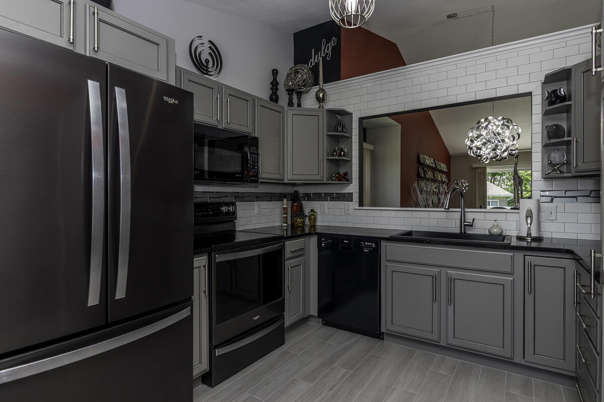 1357 Harrier Ridge Kalamazoo MI 49009