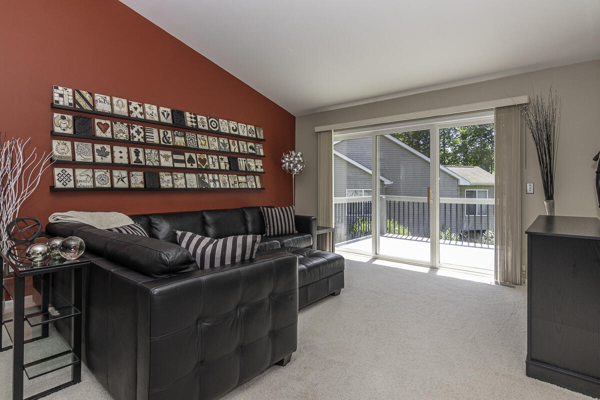 1357 Harrier Ridge Kalamazoo MI 49009
