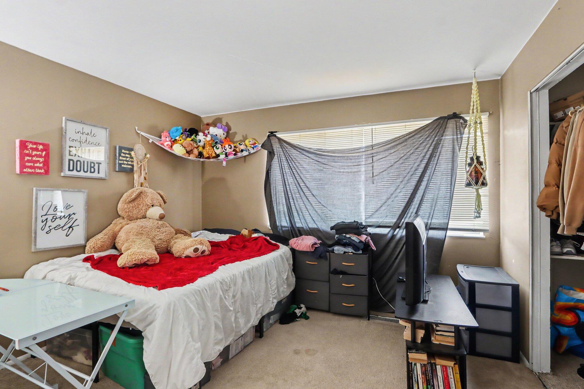 3417 Kenbrooke Court Kalamazoo MI 49006