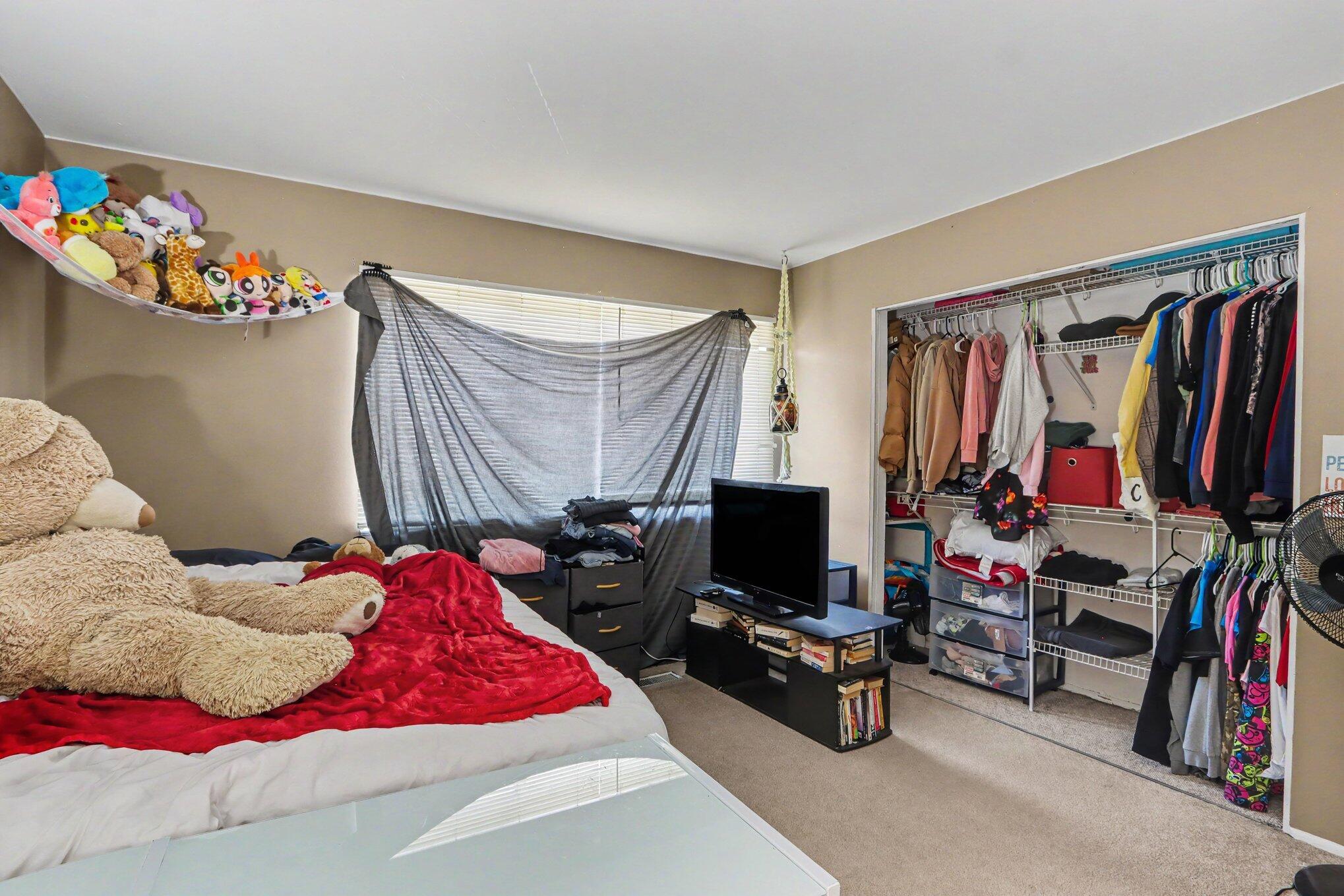3417 Kenbrooke Court Kalamazoo MI 49006