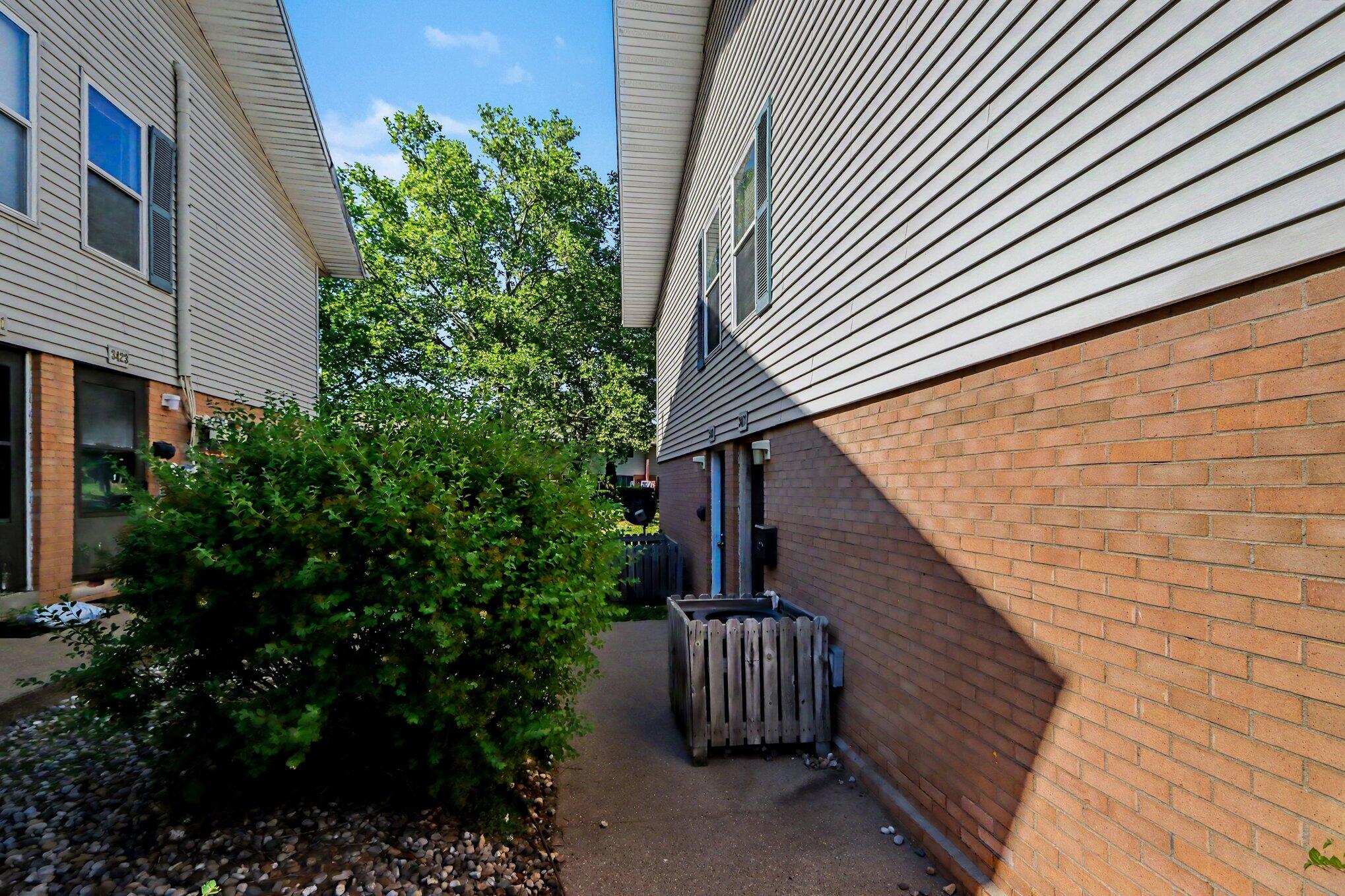3417 Kenbrooke Court Kalamazoo MI 49006