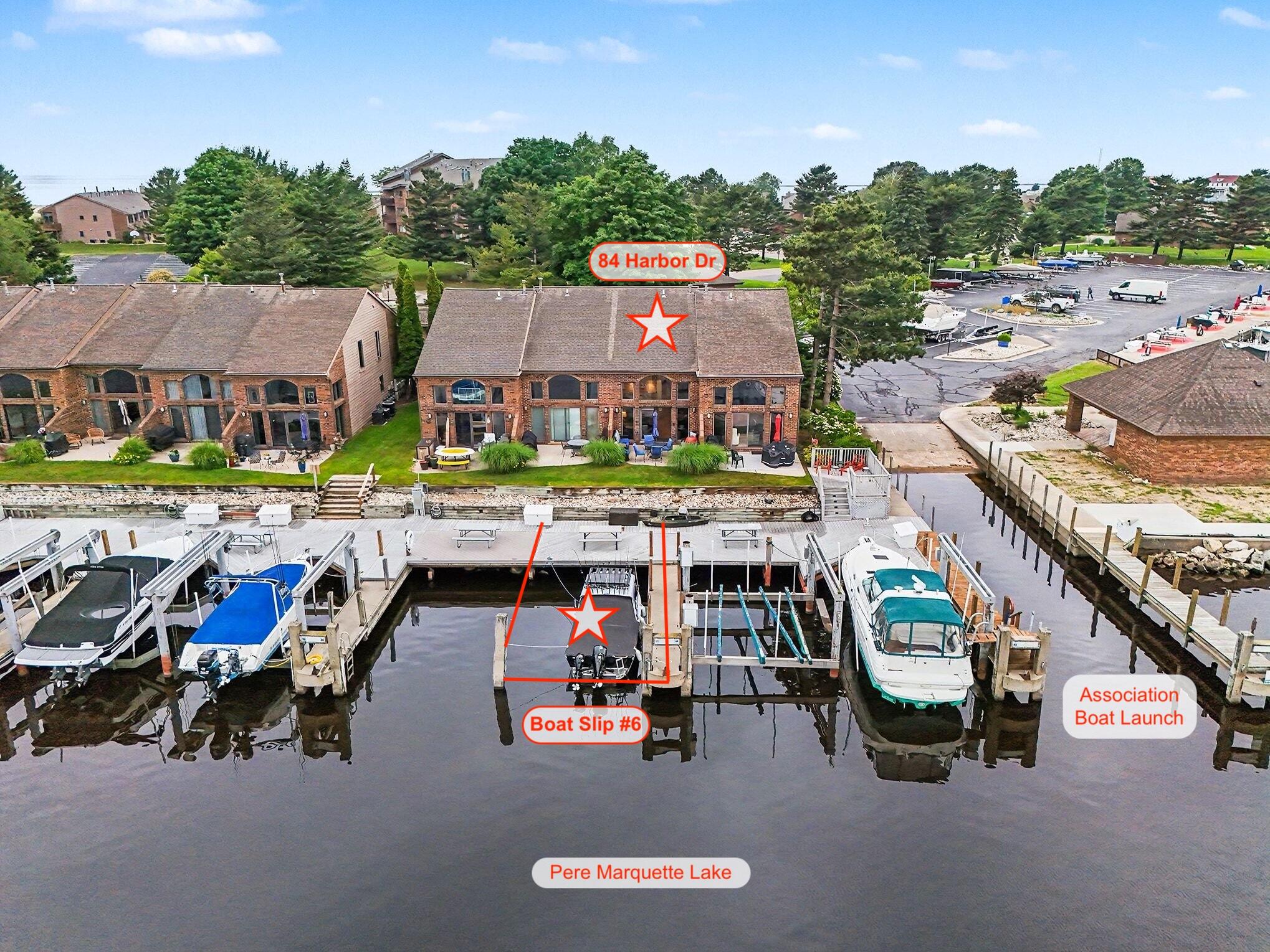 84 Harbor Drive Ludington MI 49431