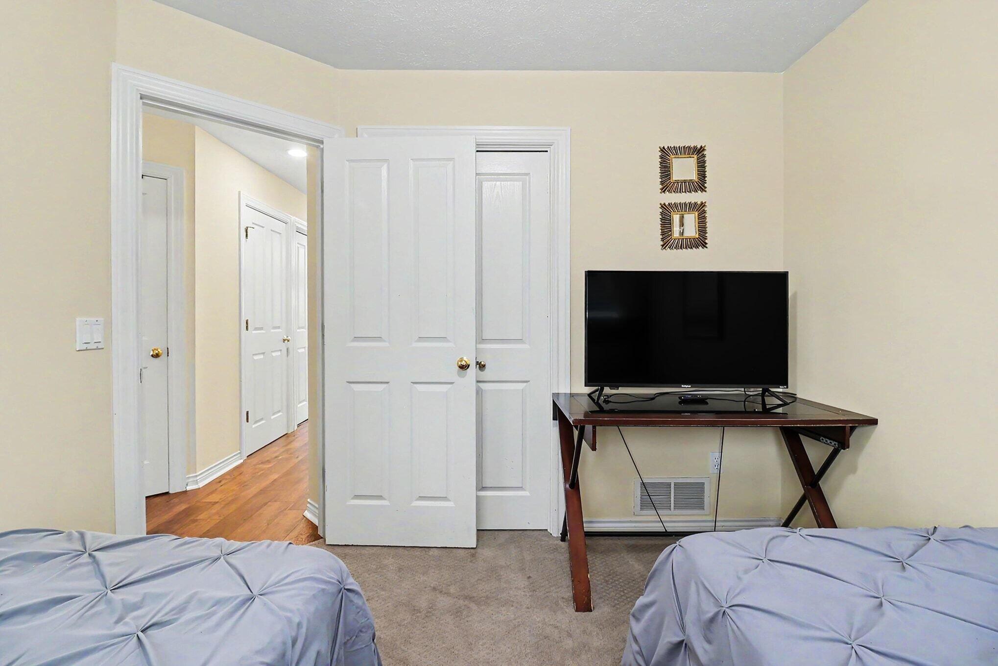 84 Harbor Drive Ludington MI 49431