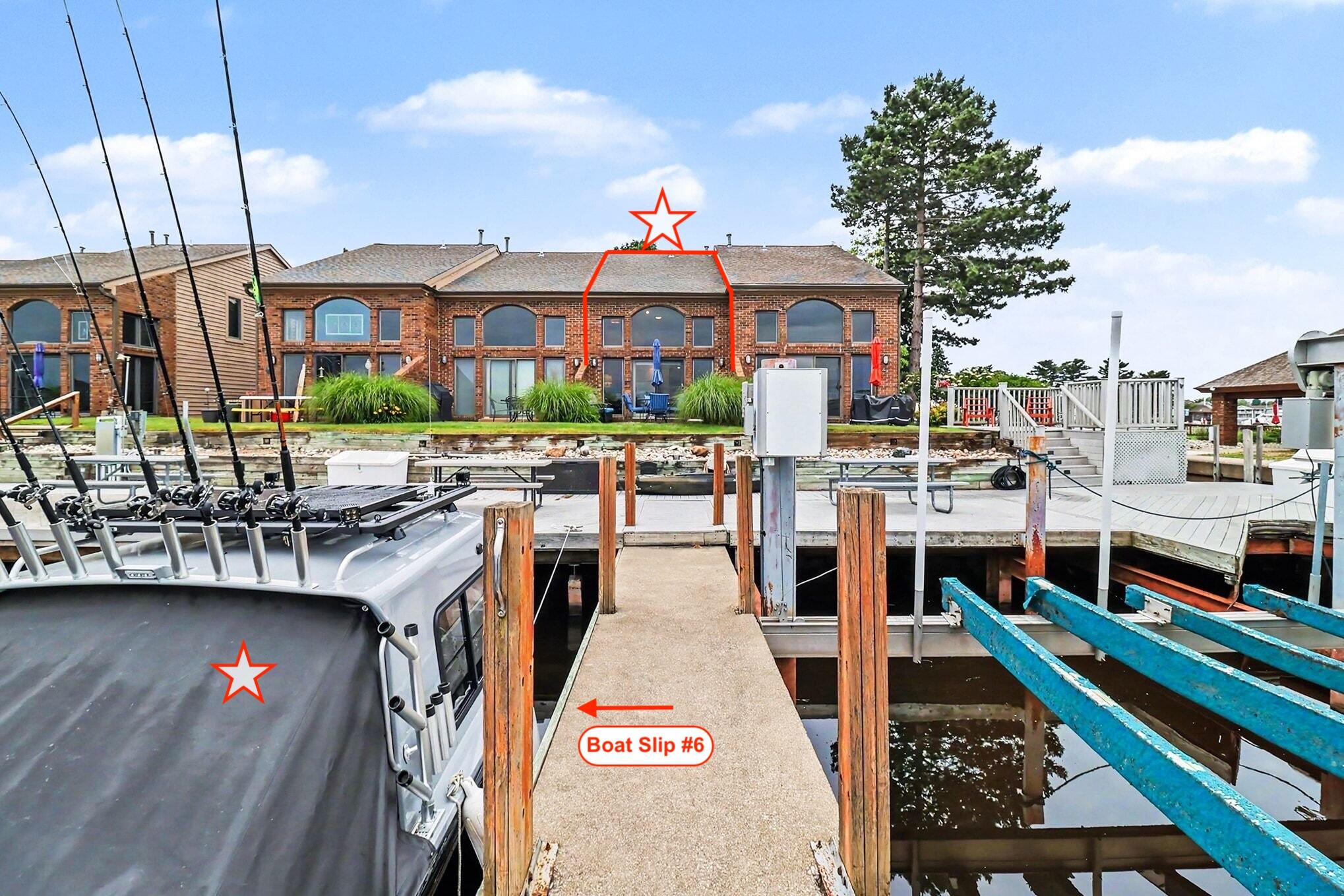 84 Harbor Drive Ludington MI 49431