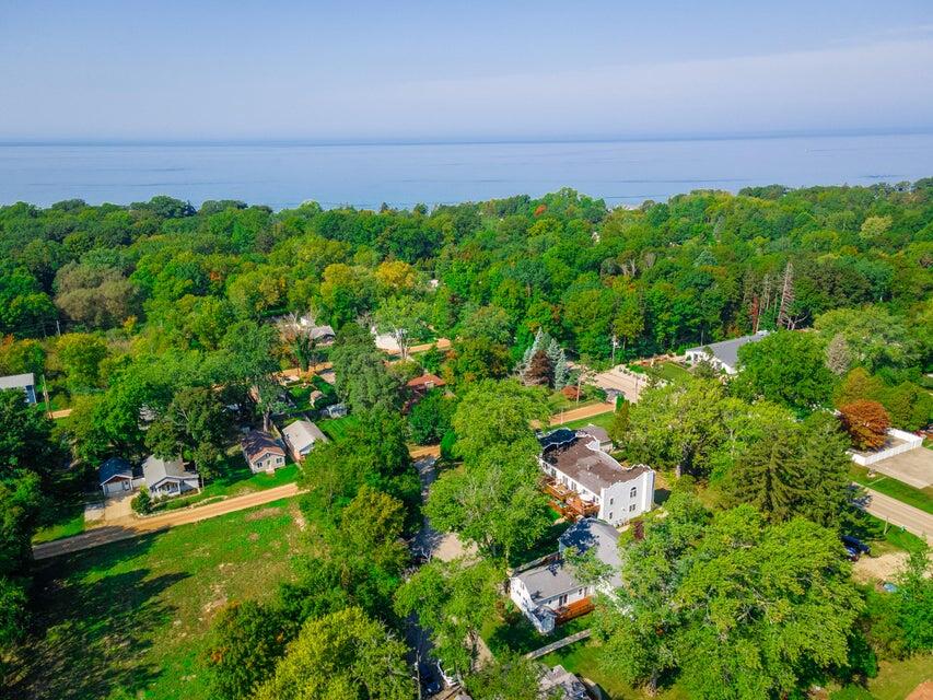 7374 North Shore Drive South Haven MI 49090
