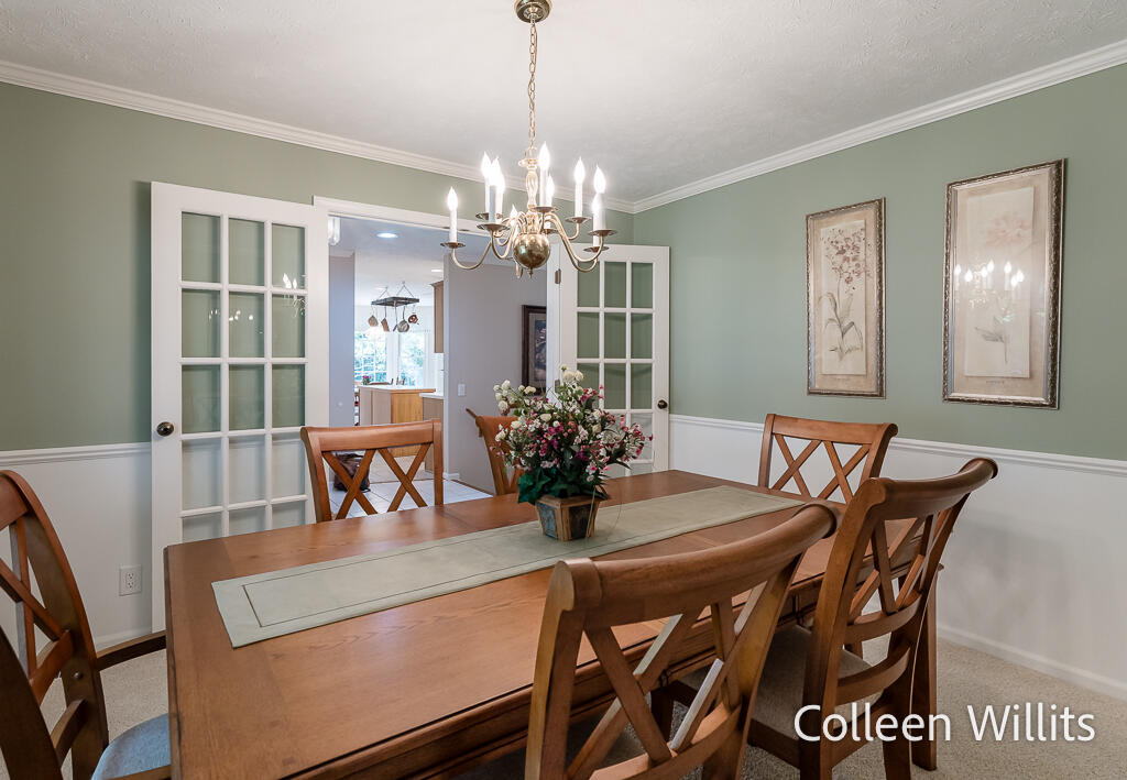31 Skyline Circle NW Grand Rapids MI 49504