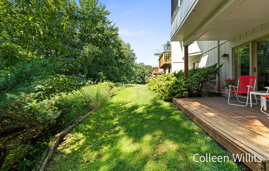 31 Skyline Circle NW Grand Rapids MI 49504
