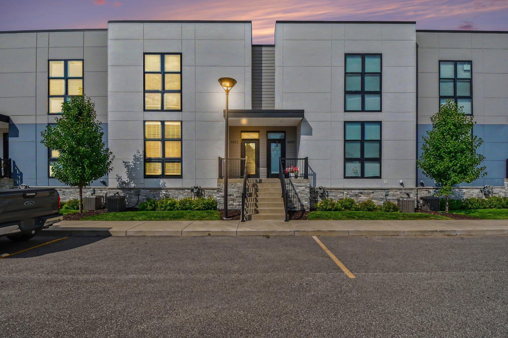 6011 Port View Drive SE Grand Rapids MI 49512