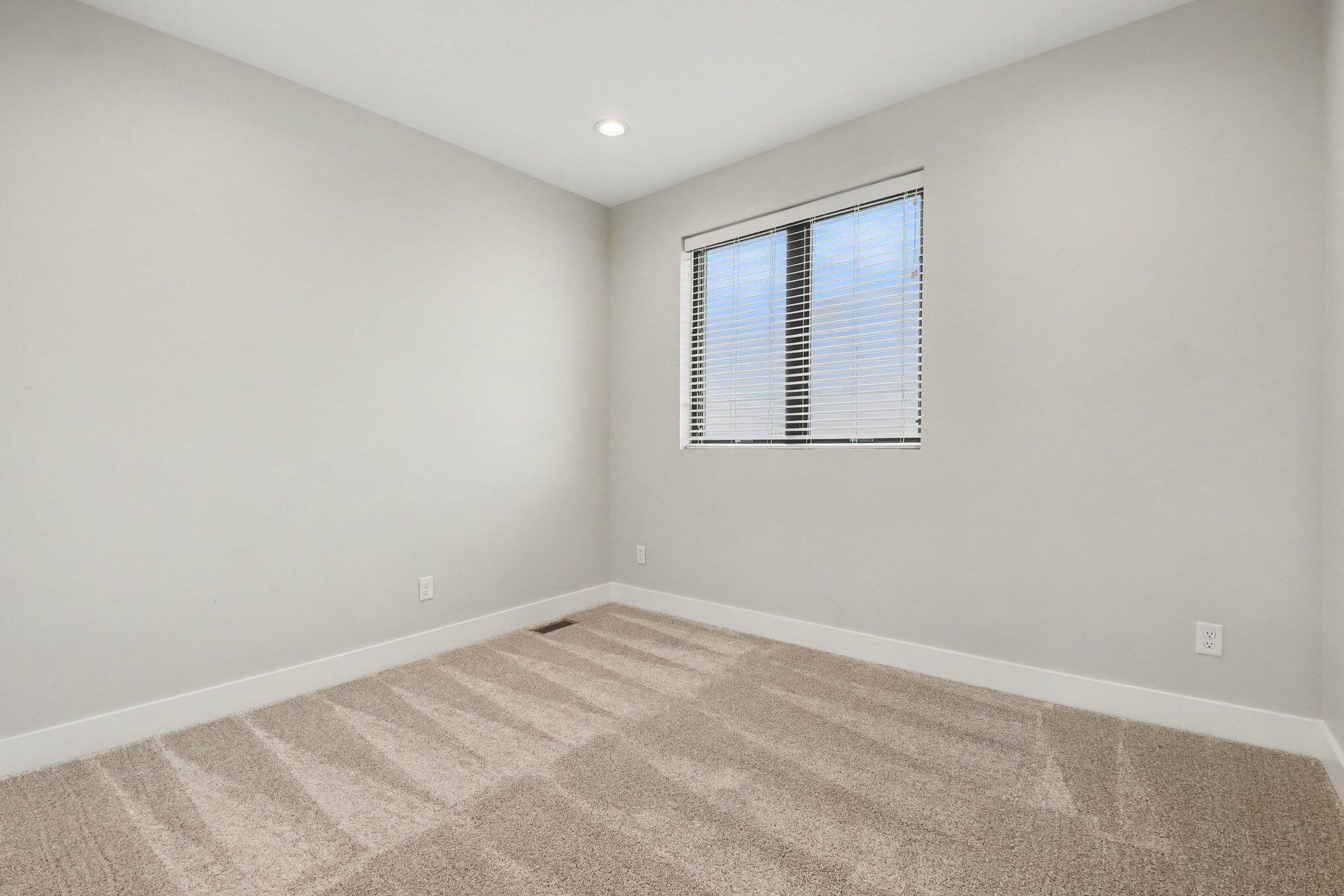 6011 Port View Drive SE Grand Rapids MI 49512