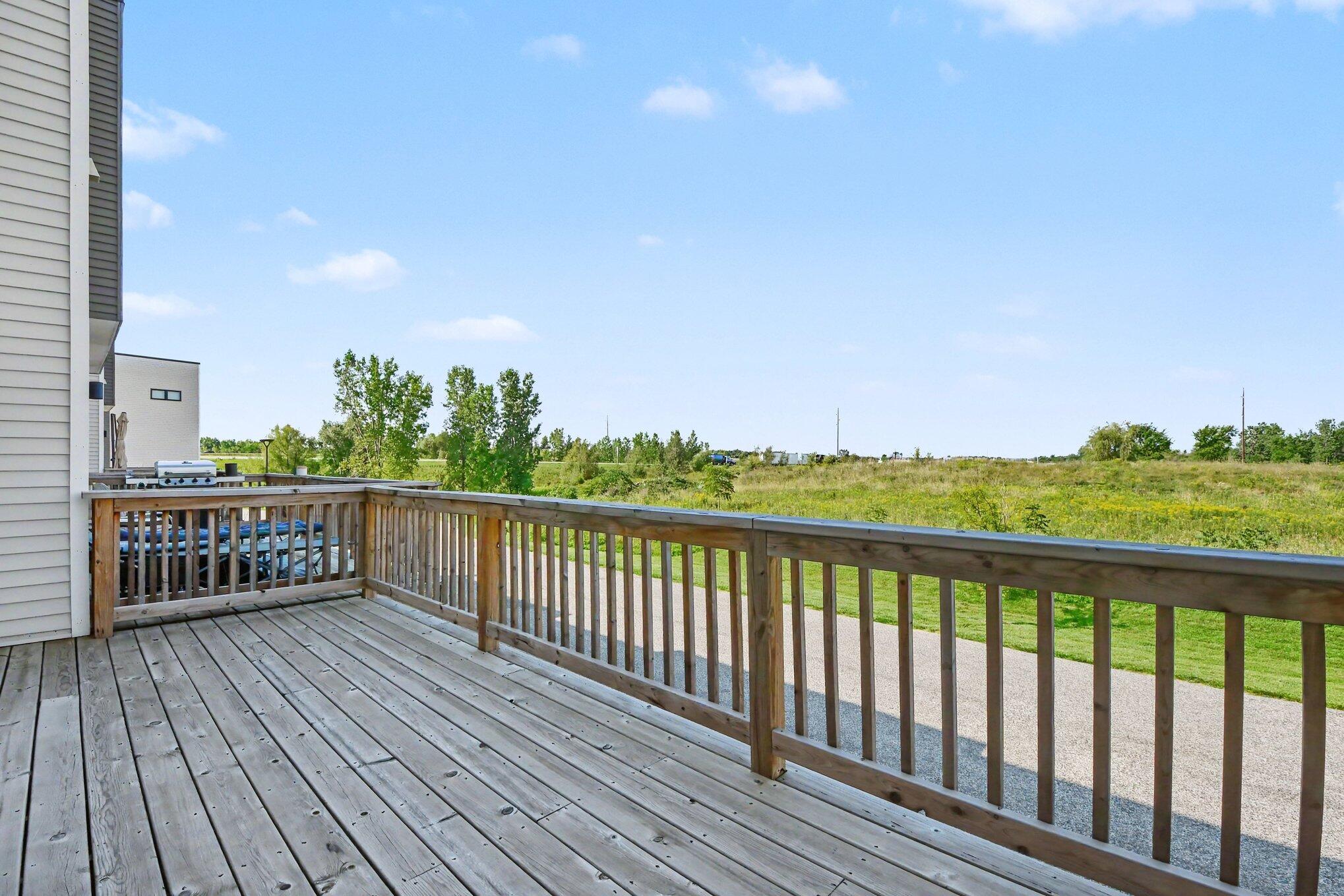 6011 Port View Drive SE Grand Rapids MI 49512