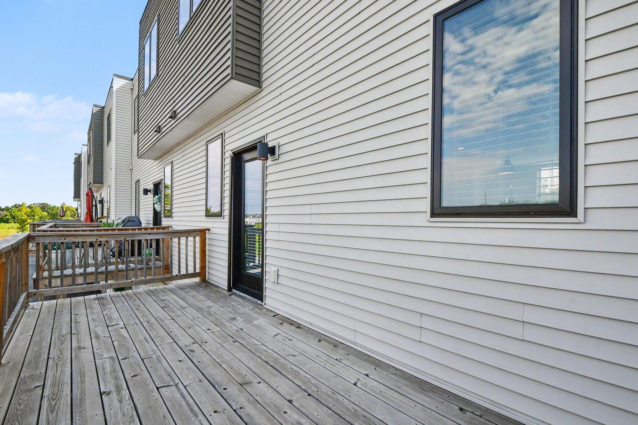 6011 Port View Drive SE Grand Rapids MI 49512
