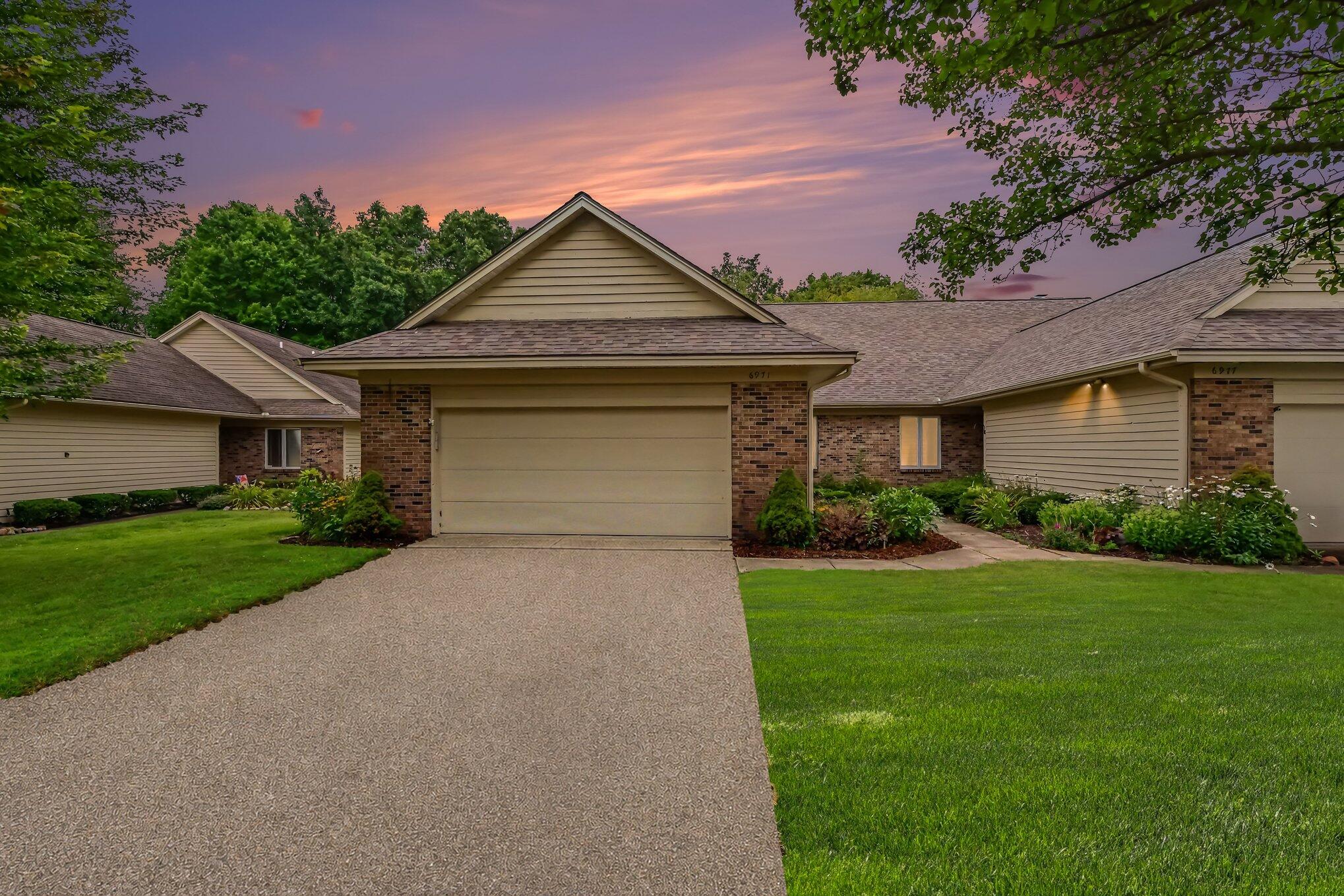 6971 Pinehurst Lane NE Rockford MI 49341