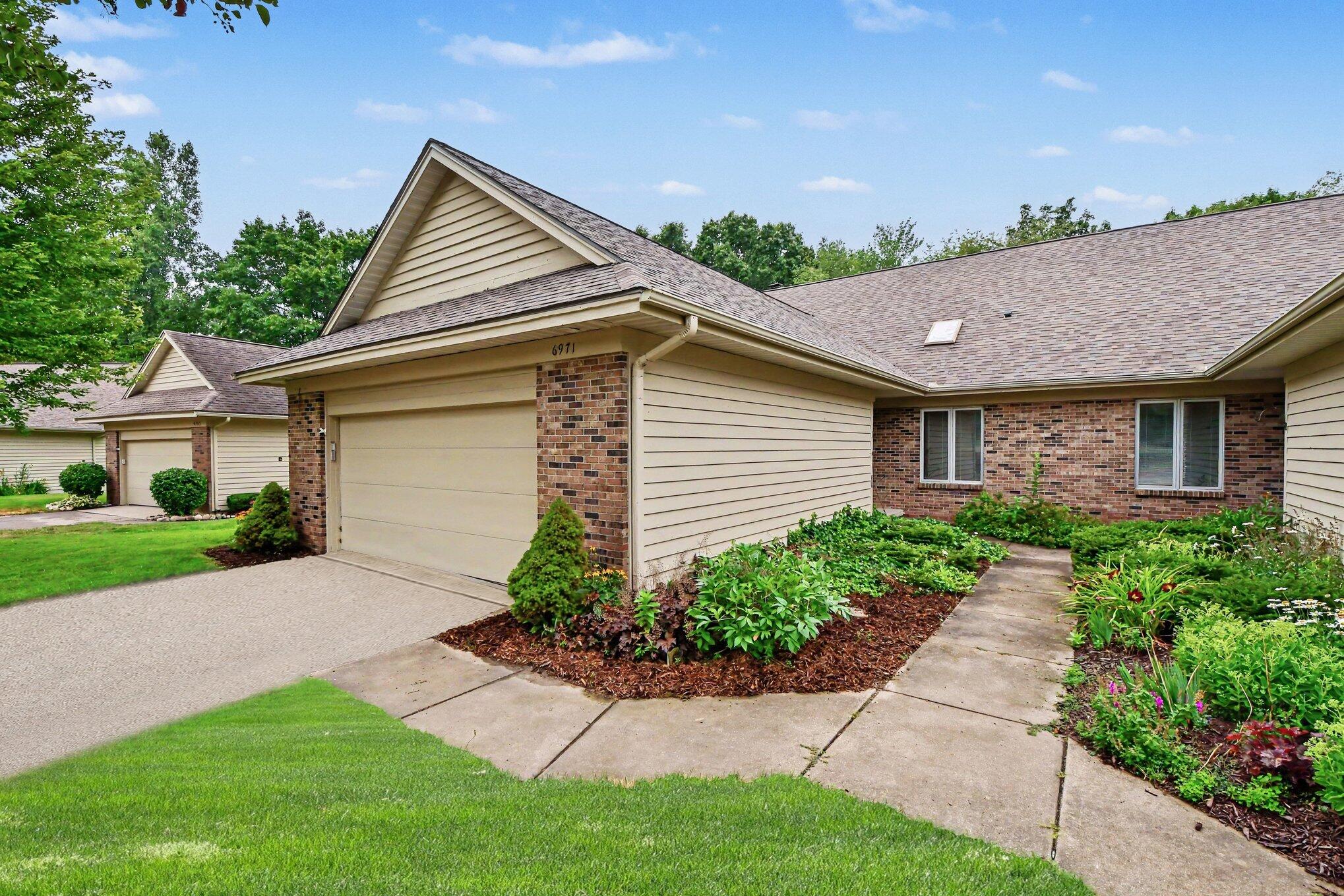 6971 Pinehurst Lane NE Rockford MI 49341