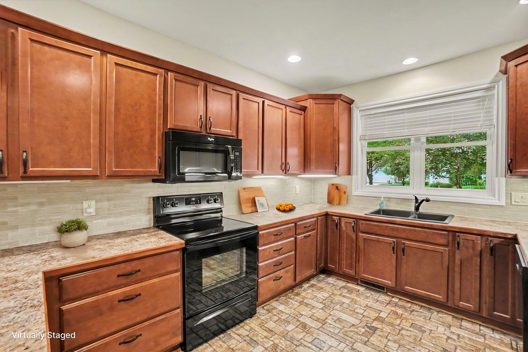 1268 N Blue Heron Drive Ludington MI 49431