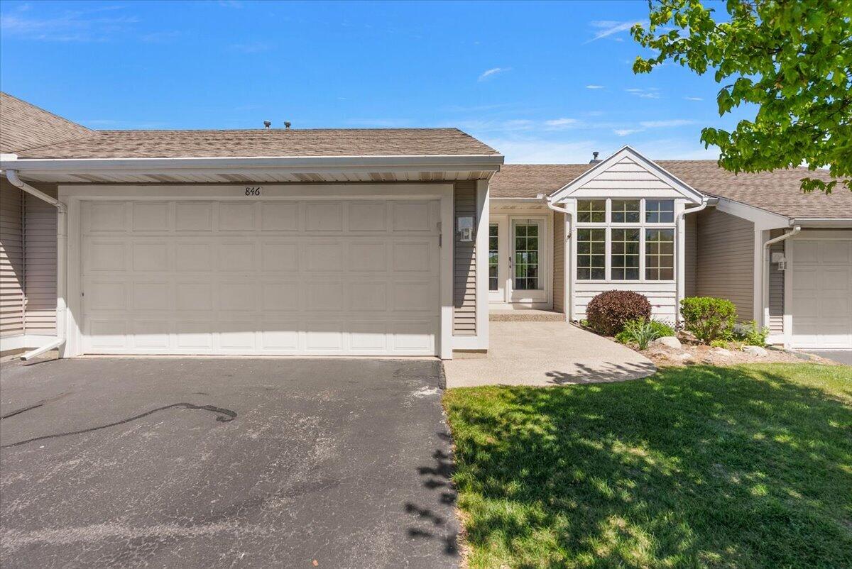 846 Claremont Court Holland MI 49423