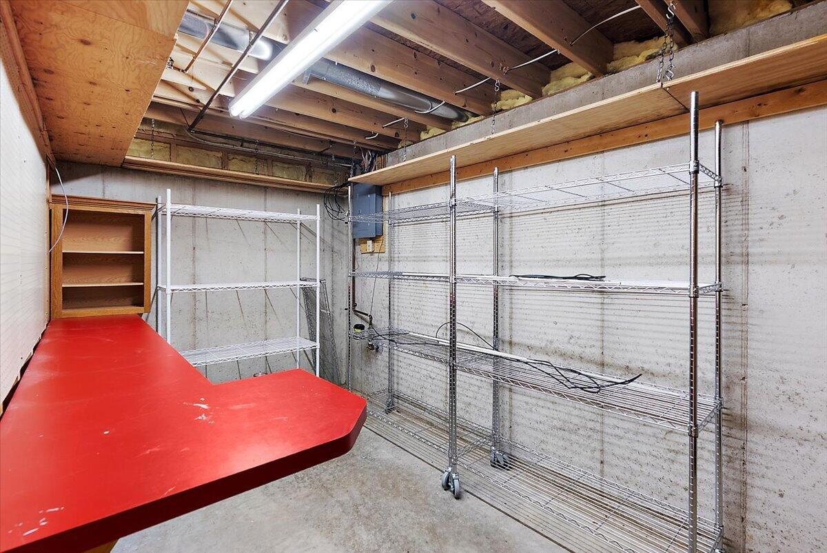 846 Claremont Court Holland MI 49423