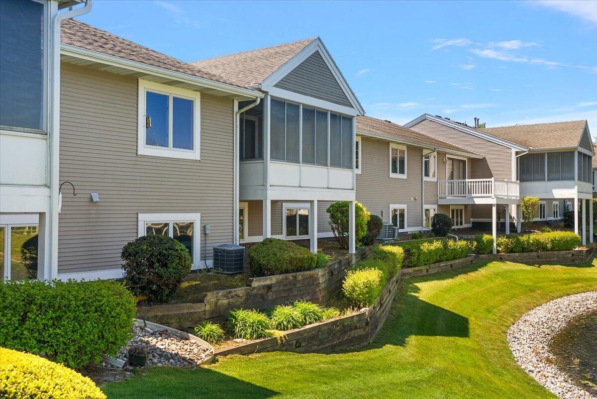 846 Claremont Court Holland MI 49423