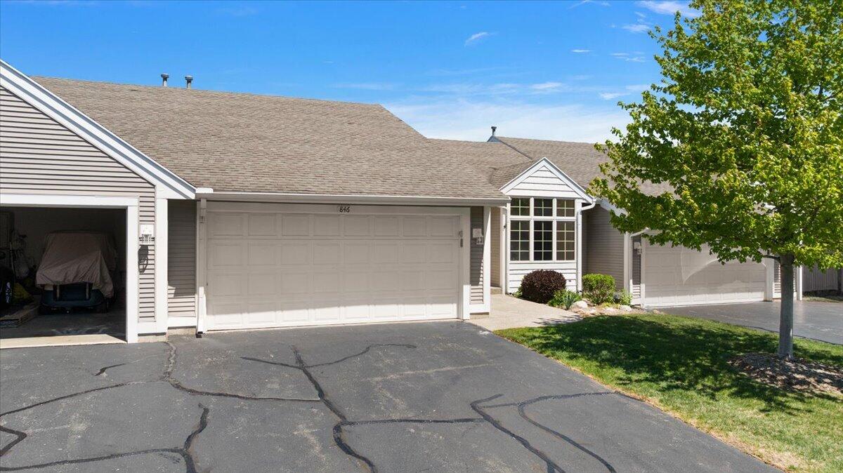 846 Claremont Court Holland MI 49423