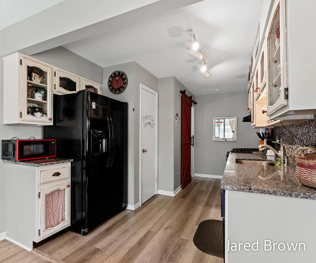 3647 Brentwood Street Muskegon MI 49441