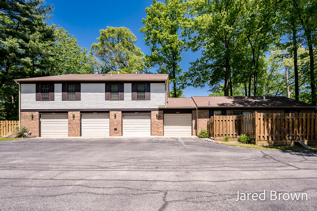 3647 Brentwood Street Muskegon MI 49441